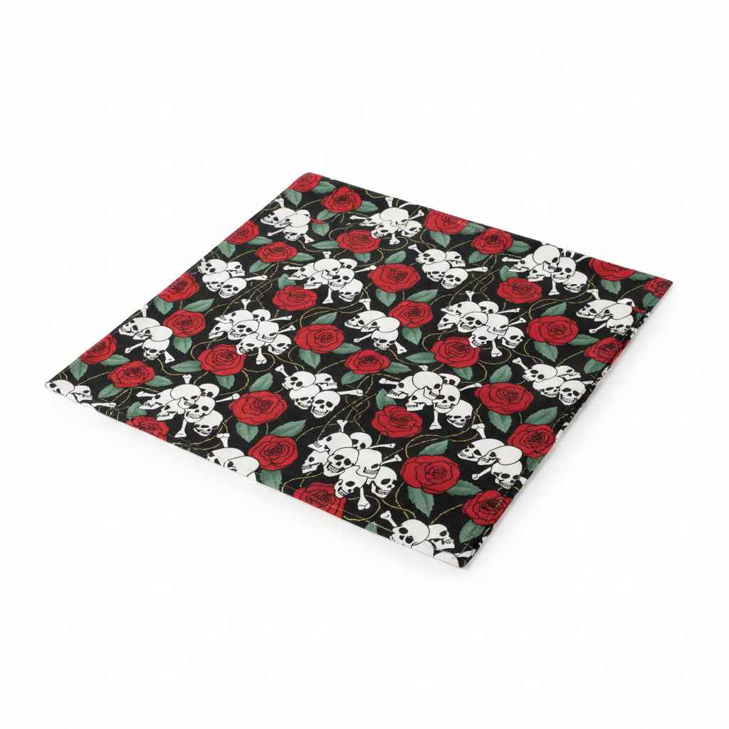 Bandana en coton noir pirate avec crânes - BoucleAura