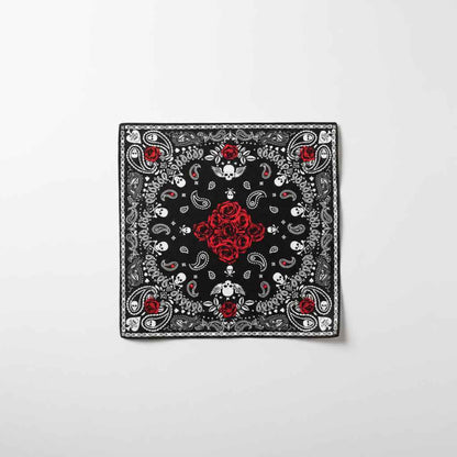 Bandana en coton noir pirate à crânes et roses - BoucleAura