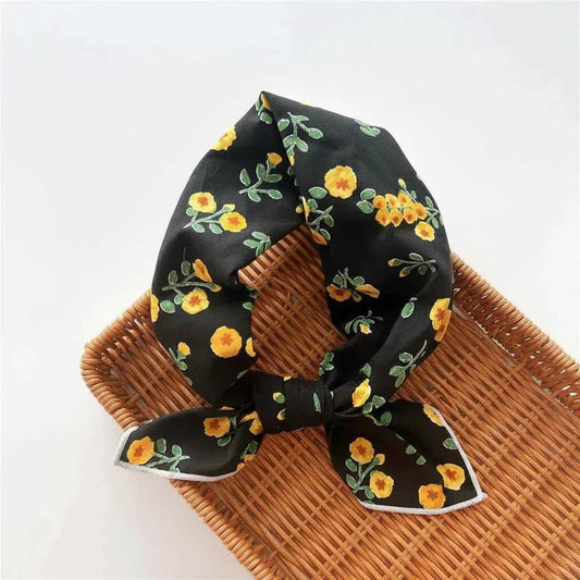 Bandana en coton noir à fleurs jaunes - BoucleAura